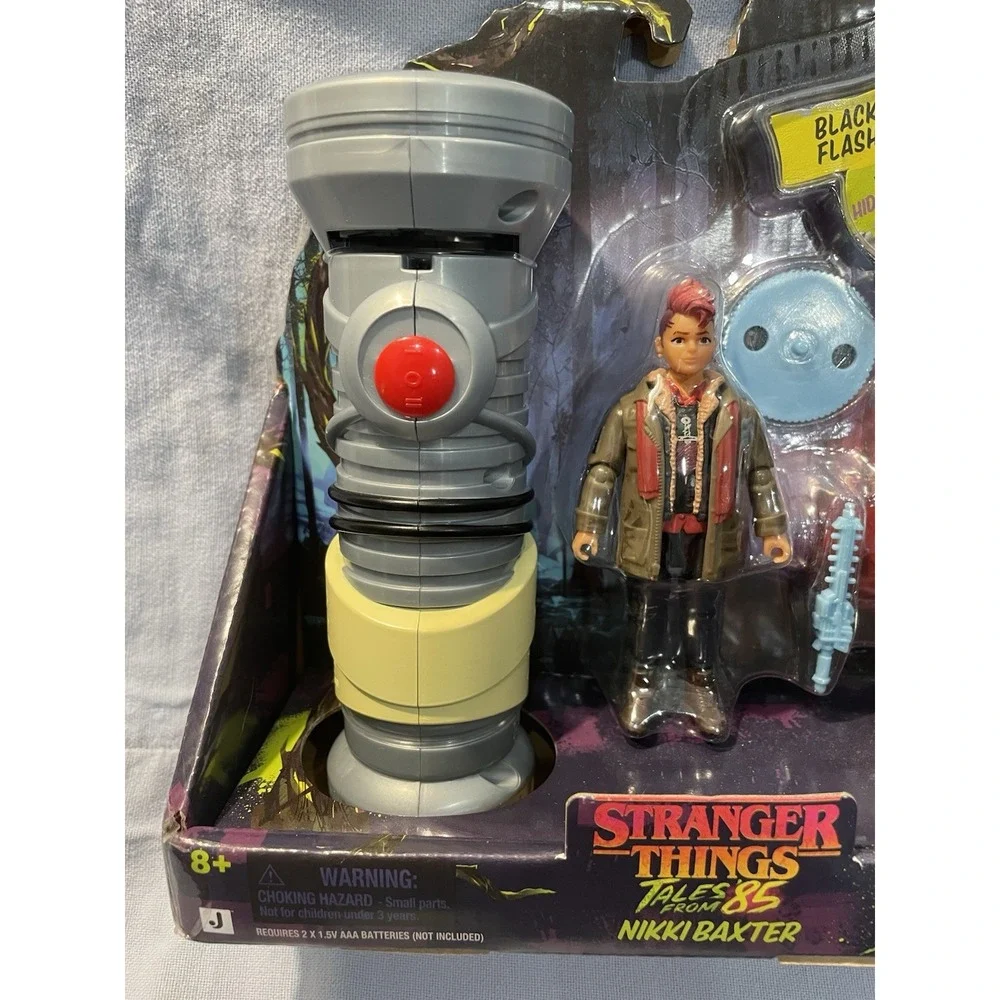 NEW Netflix Stranger Things Tales from '85 Flashlight Nikki Baxter & Accessories